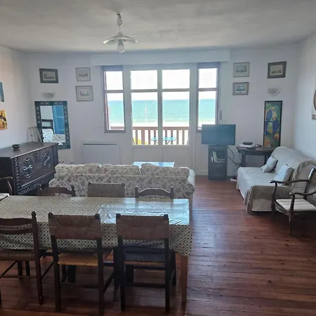 Apartmán - Front De